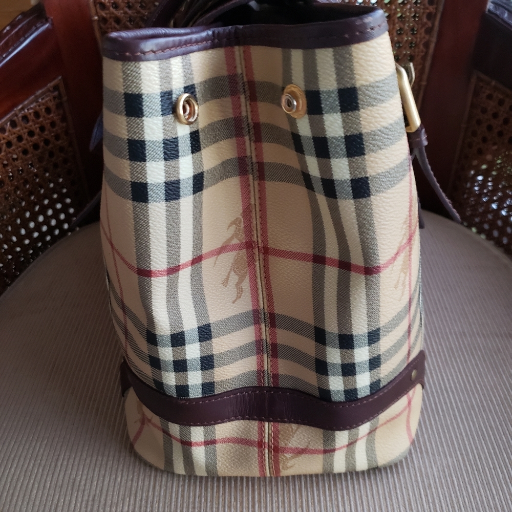 Burberry Haymarket Check Satchel Iconic Luxury Bag Medium Size Pre-loved - Picture 9 of 13